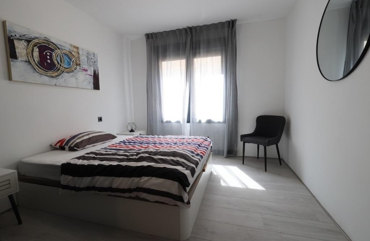 Reventa - Ático - Torrevieja