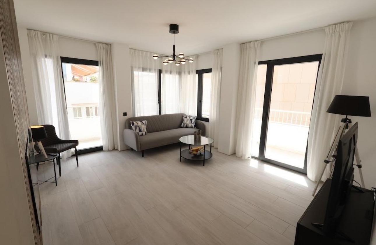 Reventa - Ático - Torrevieja
