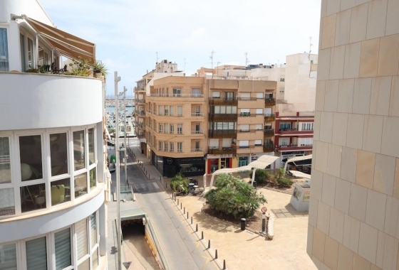 Reventa - Ático - Torrevieja