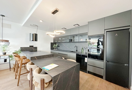 Resale - Townhouse - Torrevieja - Torrevieja - Aguas Nuevas