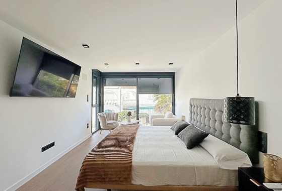 Resale - Townhouse - Torrevieja - Torrevieja - Aguas Nuevas
