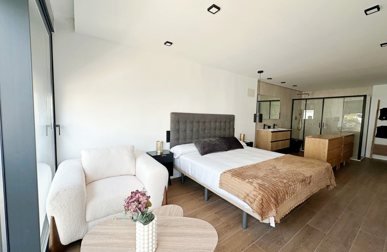Resale - Townhouse - Torrevieja - Torrevieja - Aguas Nuevas