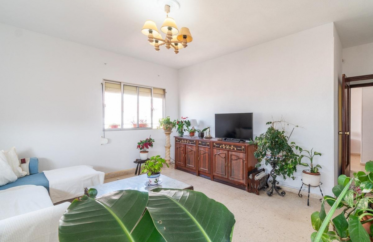 Resale - Apartment - Torrevieja - Centro