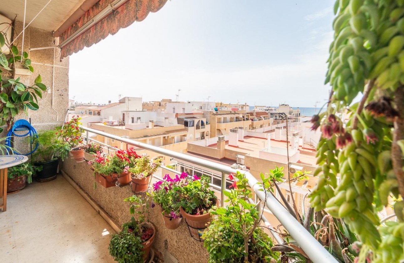 Resale - Apartment - Torrevieja - Centro