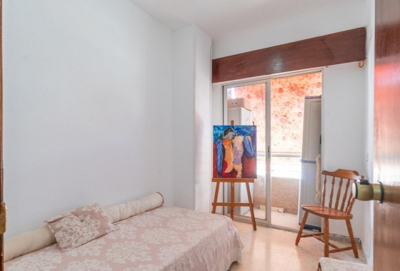 Resale - Apartment - Torrevieja - Centro