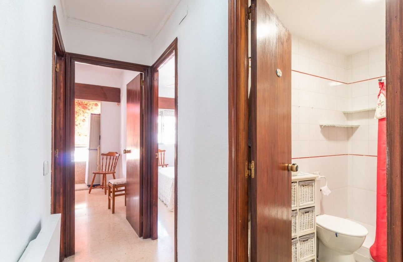 Resale - Apartment - Torrevieja - Centro