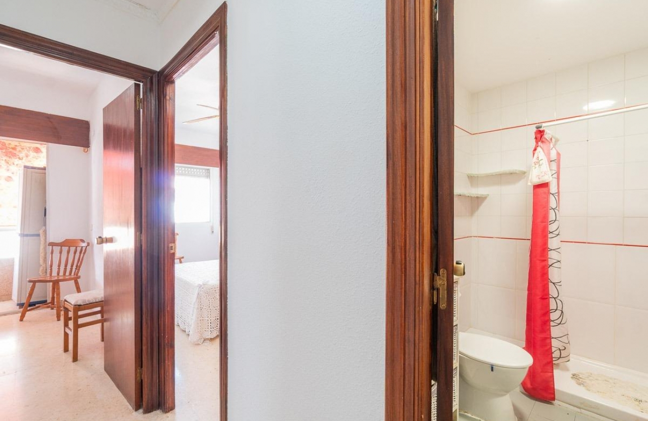 Resale - Apartment - Torrevieja - Centro