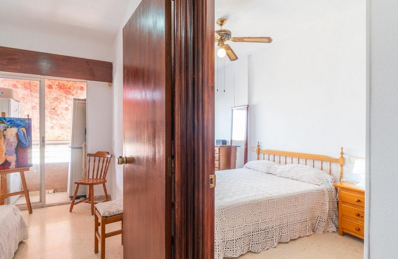 Resale - Apartment - Torrevieja - Centro