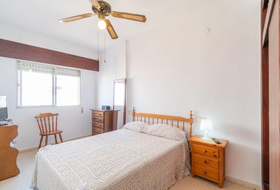 Resale - Apartment - Torrevieja - Centro