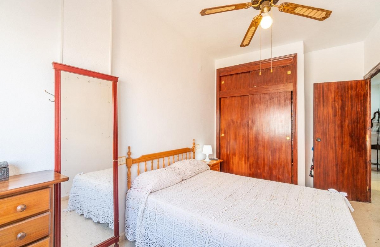 Resale - Apartment - Torrevieja - Centro