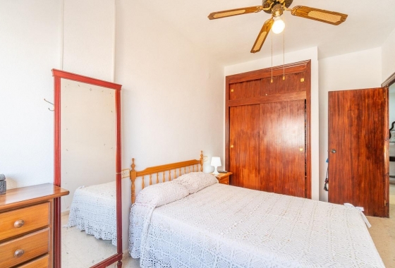 Resale - Apartment - Torrevieja - Centro