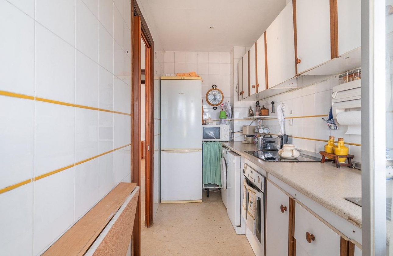 Resale - Apartment - Torrevieja - Centro