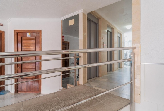 Resale - Apartment - Torrevieja - Centro