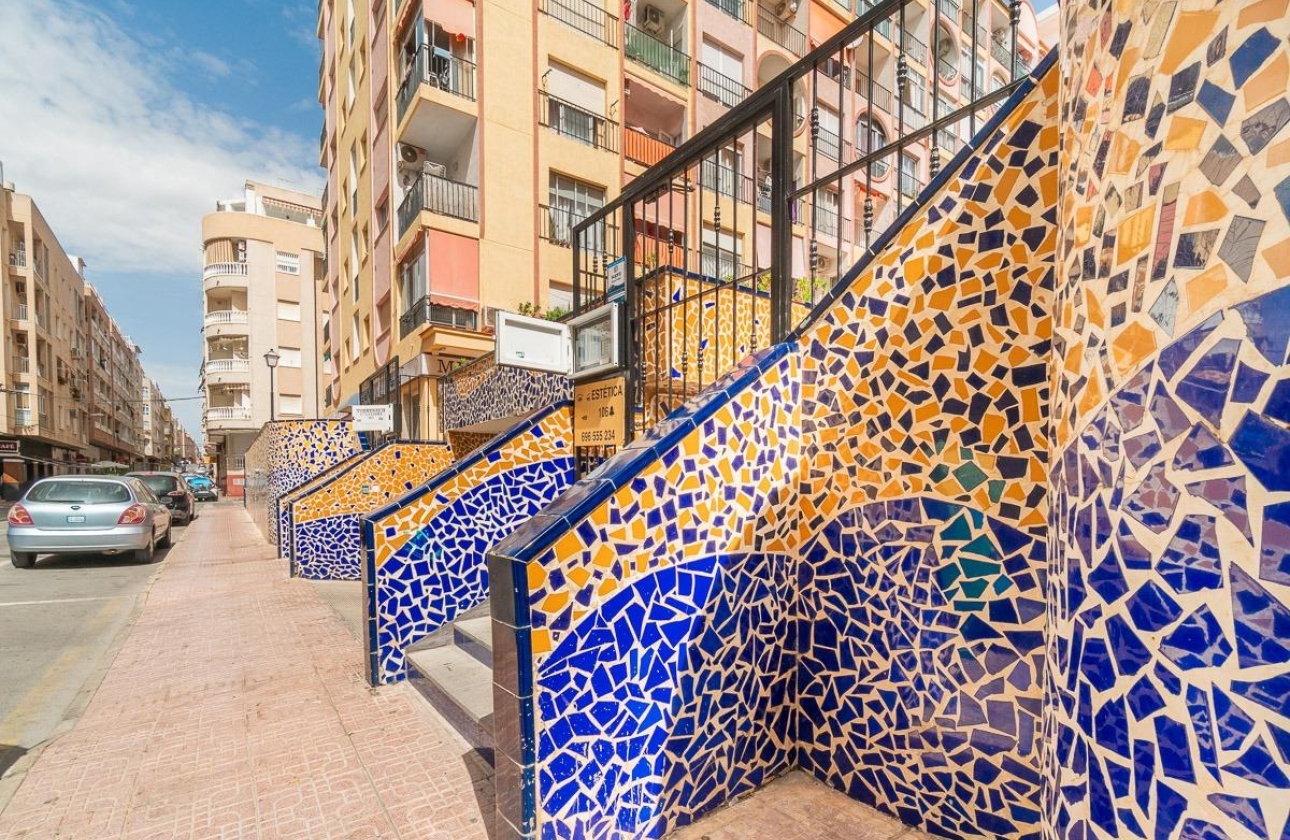 Resale - Apartment - Torrevieja - Centro