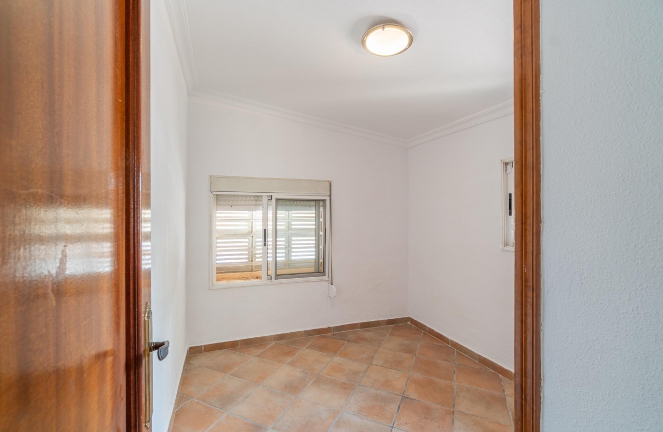 Resale - Semi-detached - Torrevieja - Orihuela costa