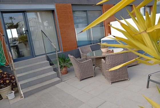 Resale - Apartment - Orihuela Costa - Villacosta