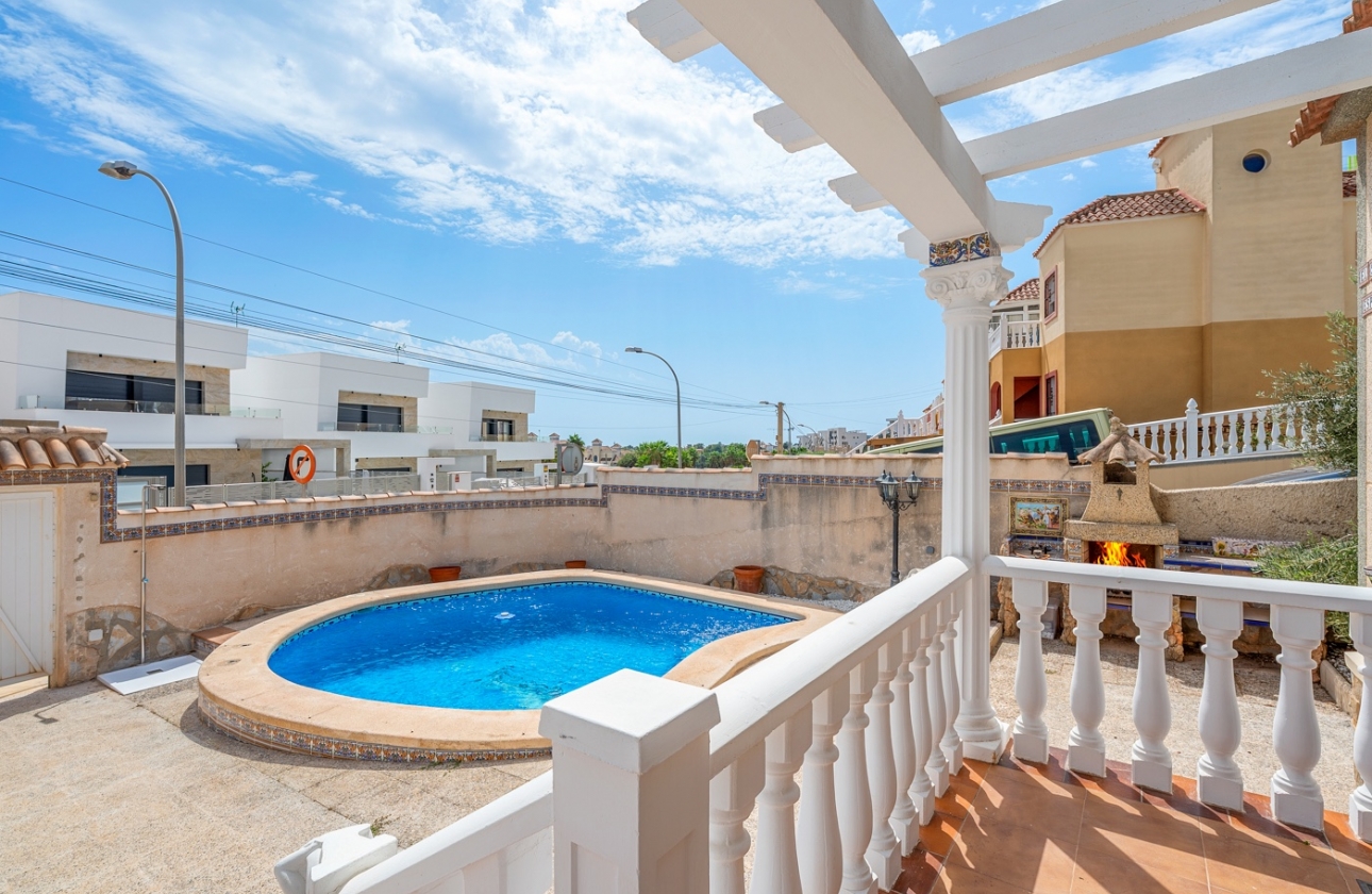 Resale - Villa - Orihuela Costa - El Galan