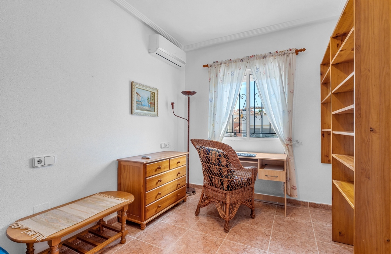 Resale - Villa - Orihuela Costa - El Galan