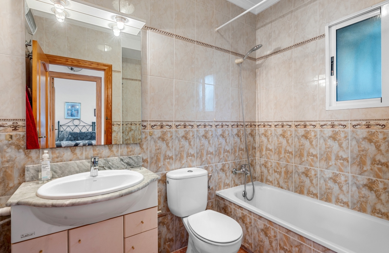 Resale - Villa - Orihuela Costa - El Galan