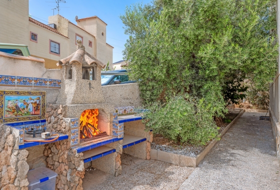 Resale - Villa - Orihuela Costa - El Galan