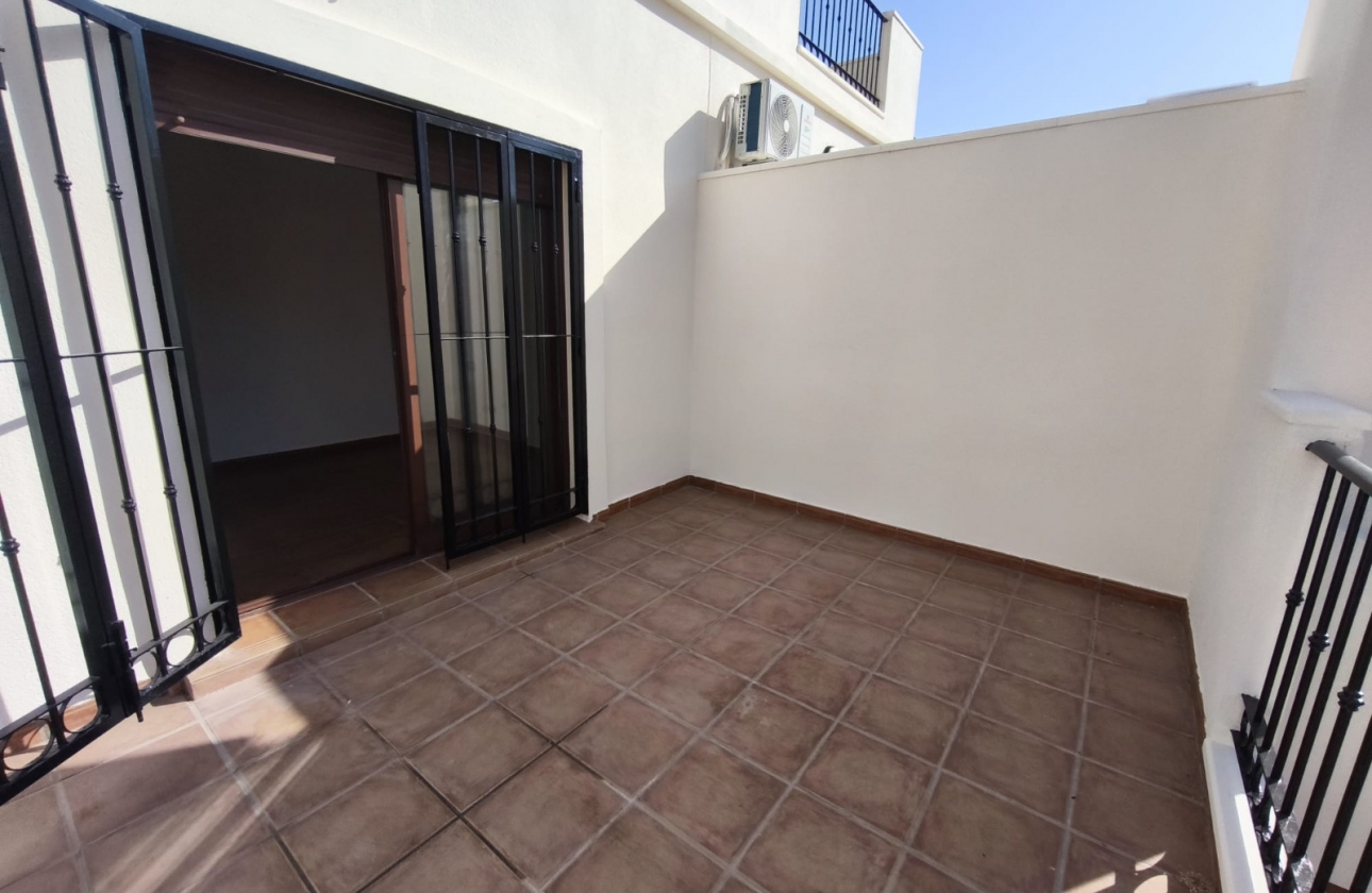 Resale - Semi-detached - Algorfa - La Finca Golf Resort