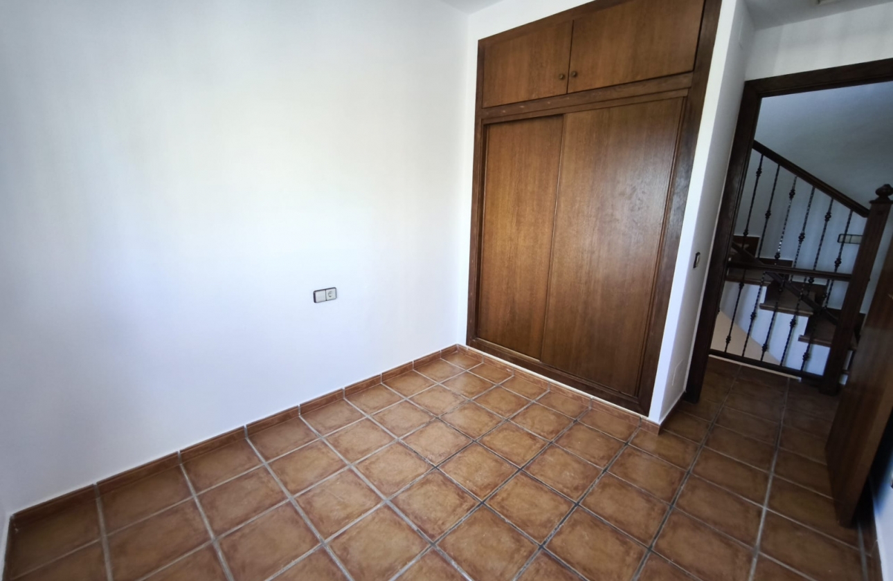 Resale - Semi-detached - Algorfa - La Finca Golf Resort