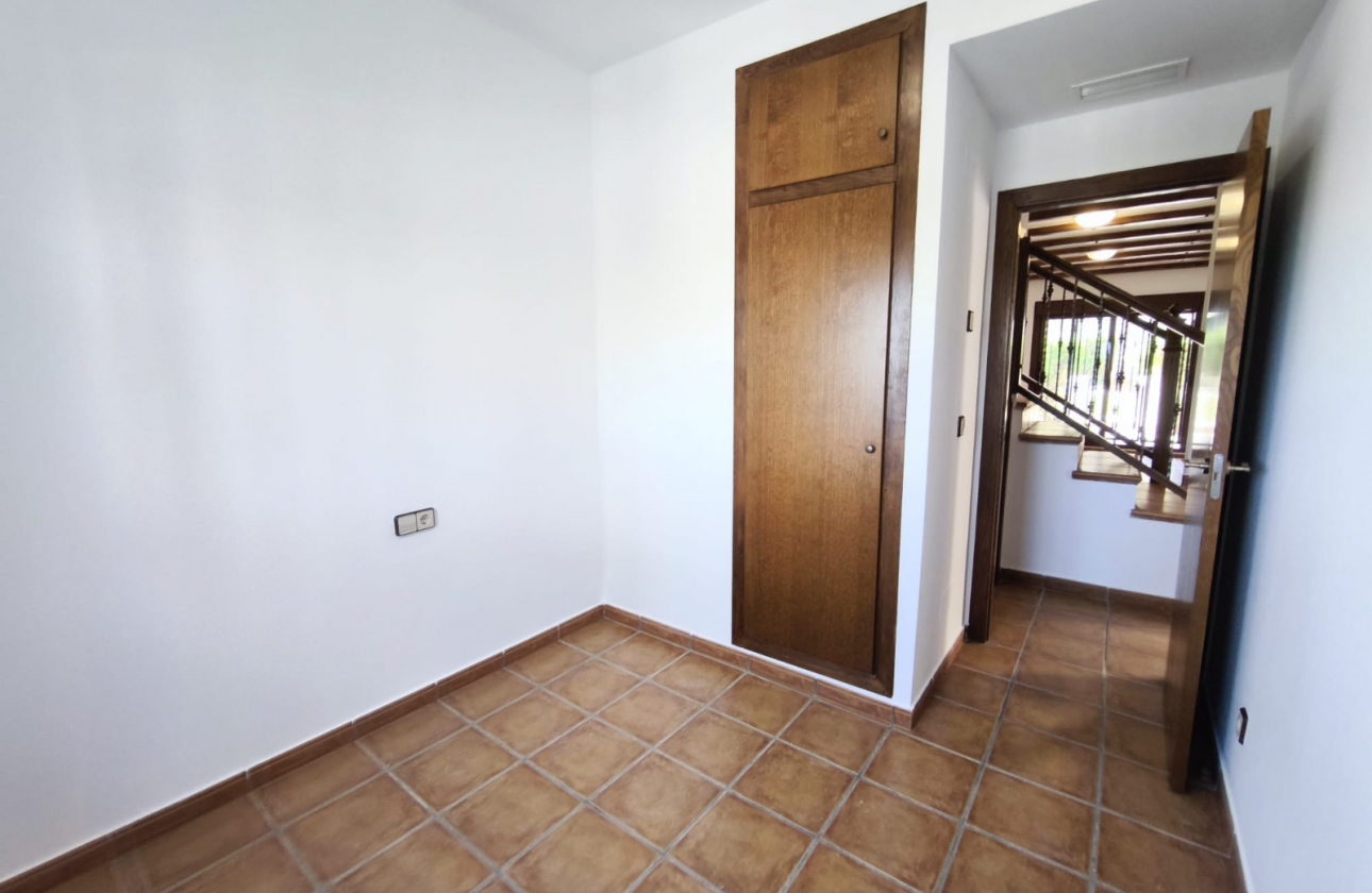 Resale - Semi-detached - Algorfa - La Finca Golf Resort