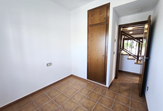 Resale - Semi-detached - Algorfa - La Finca Golf Resort