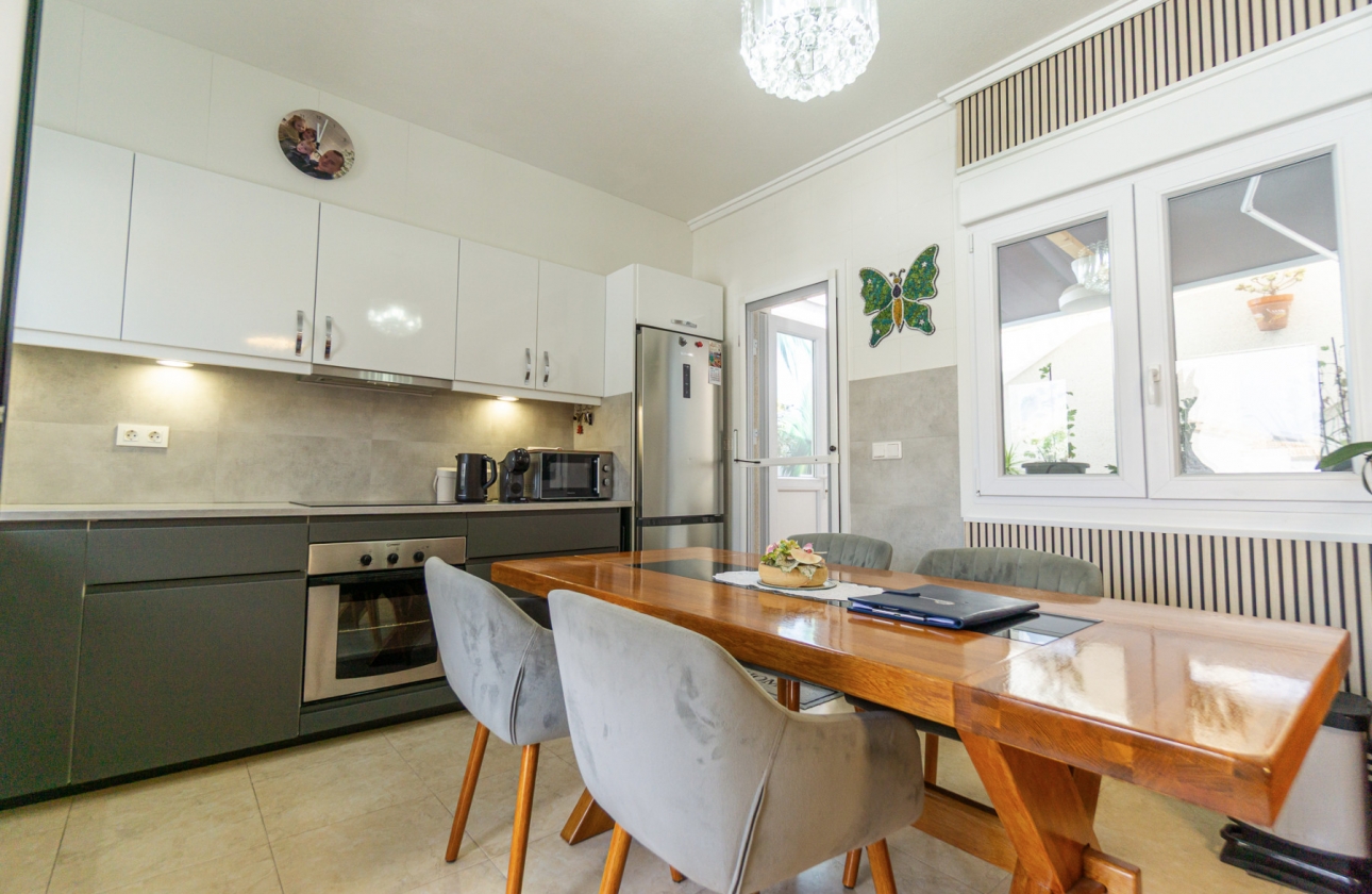 Resale - Quad - Benijofar - Benimar