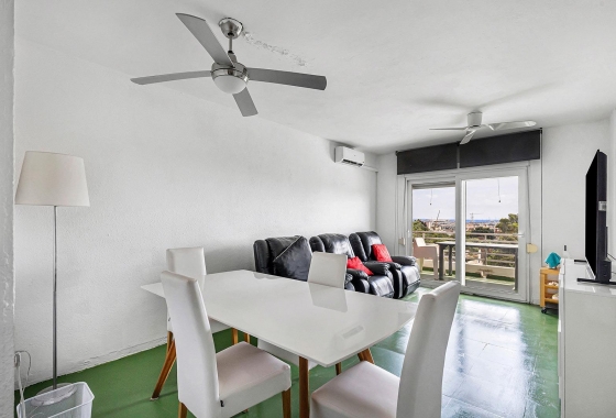Resale - Apartment - Torrevieja - Acequion