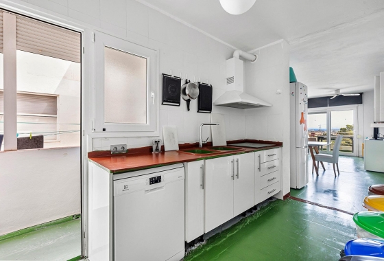 Resale - Apartment - Torrevieja - Acequion
