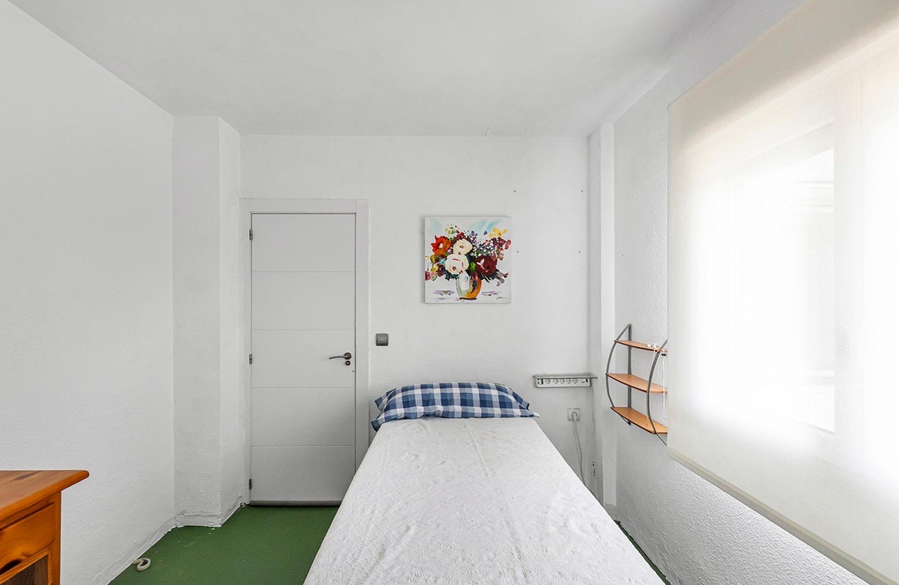 Resale - Apartment - Torrevieja - Acequion