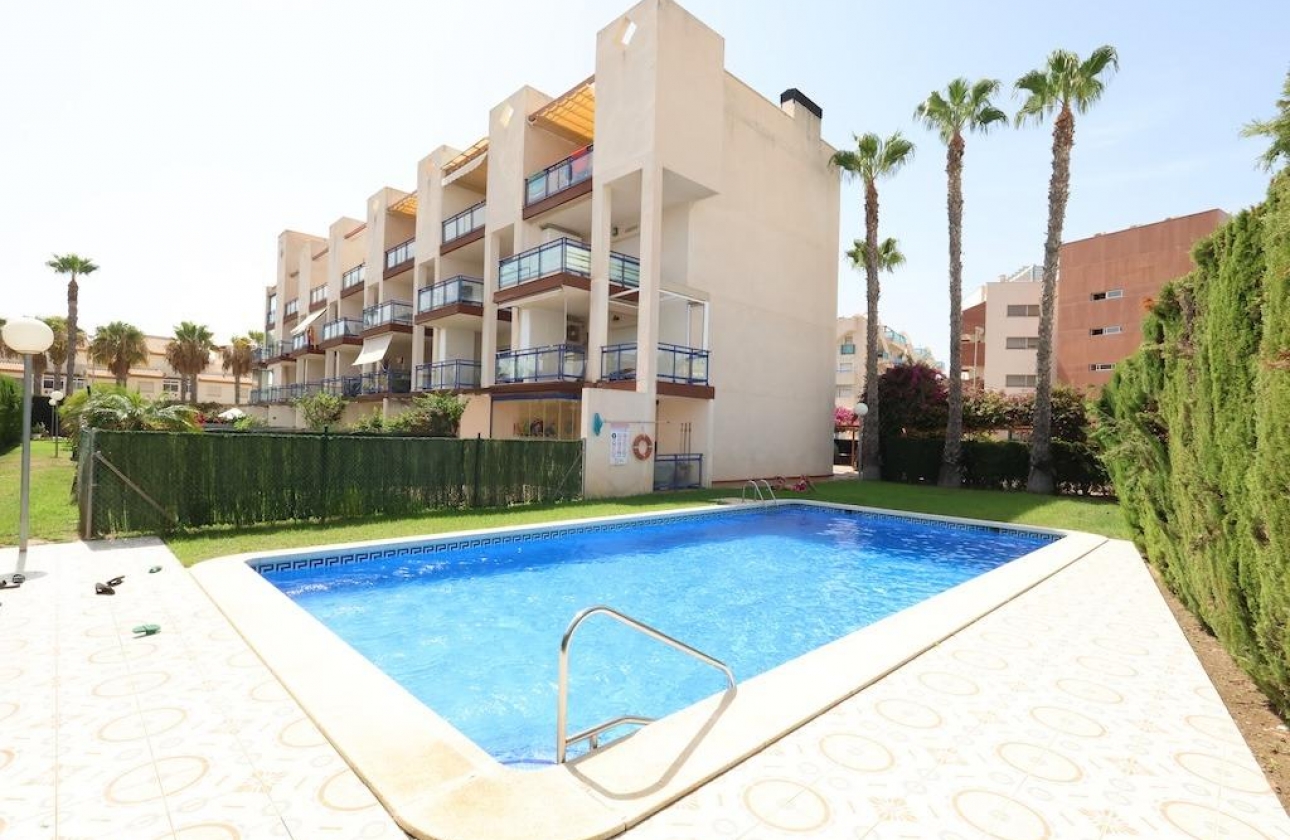 Resale - Apartment - Orihuela Costa - Aguamarina