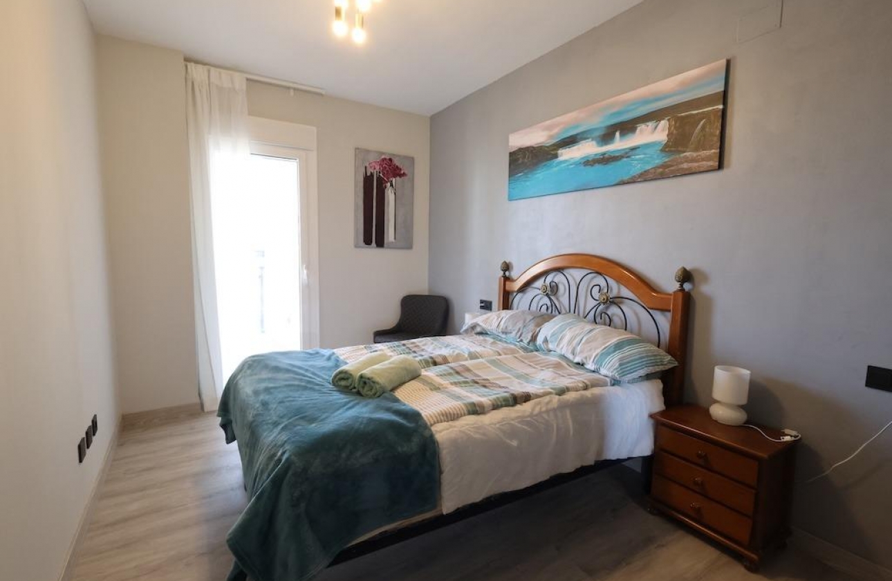 Resale - Apartment - Orihuela Costa - Aguamarina