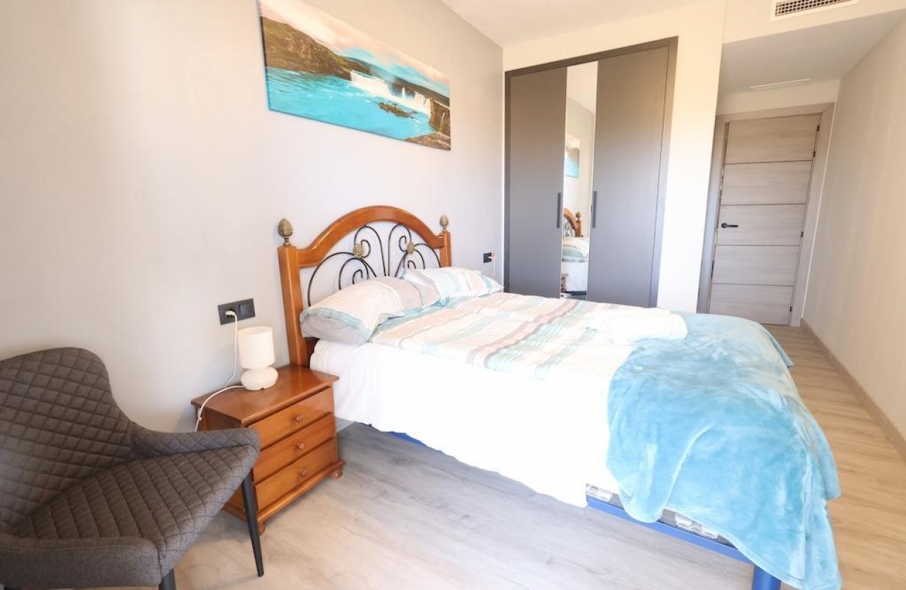 Resale - Apartment - Orihuela Costa - Aguamarina