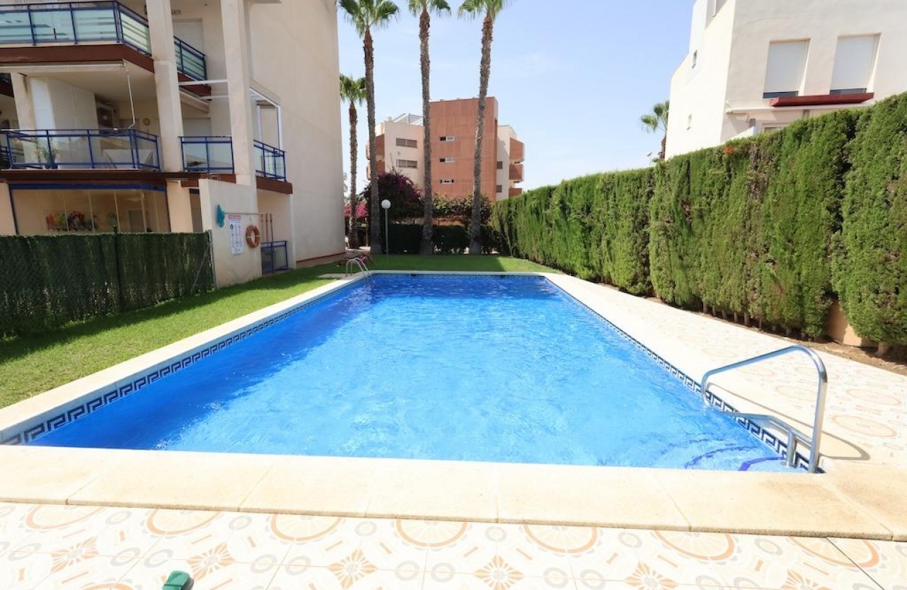 Resale - Apartment - Orihuela Costa - Aguamarina
