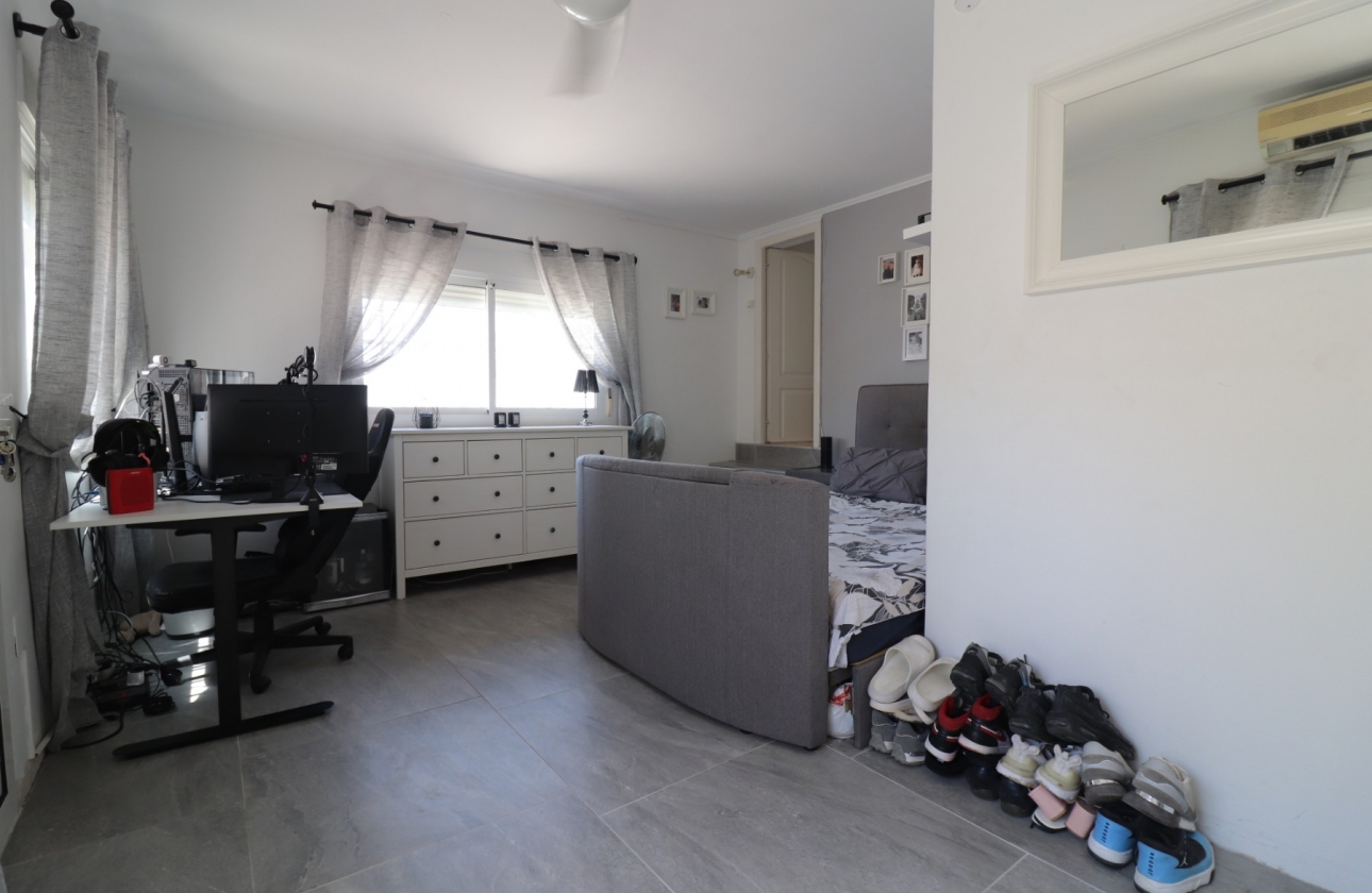 Resale - Villa - Benimar - Benimar I