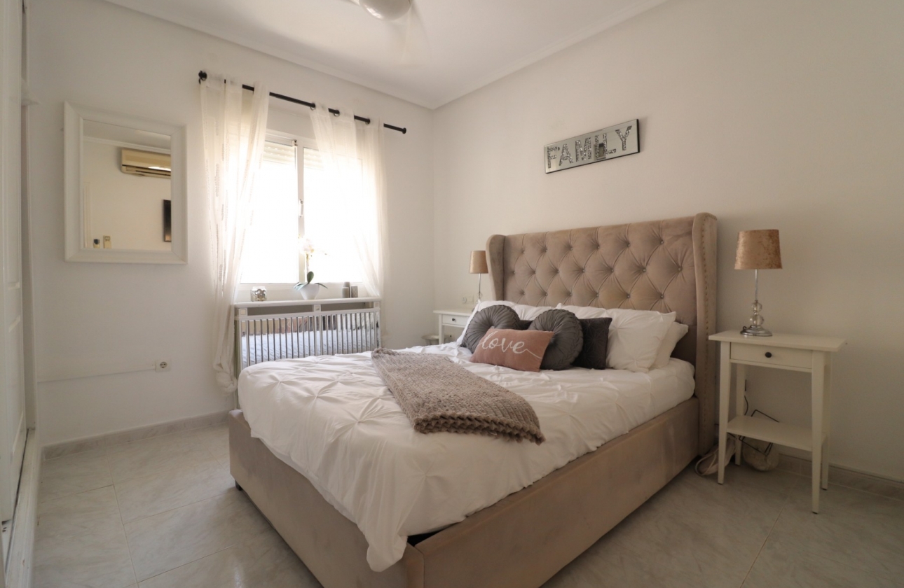 Resale - Villa - Benimar - Benimar I