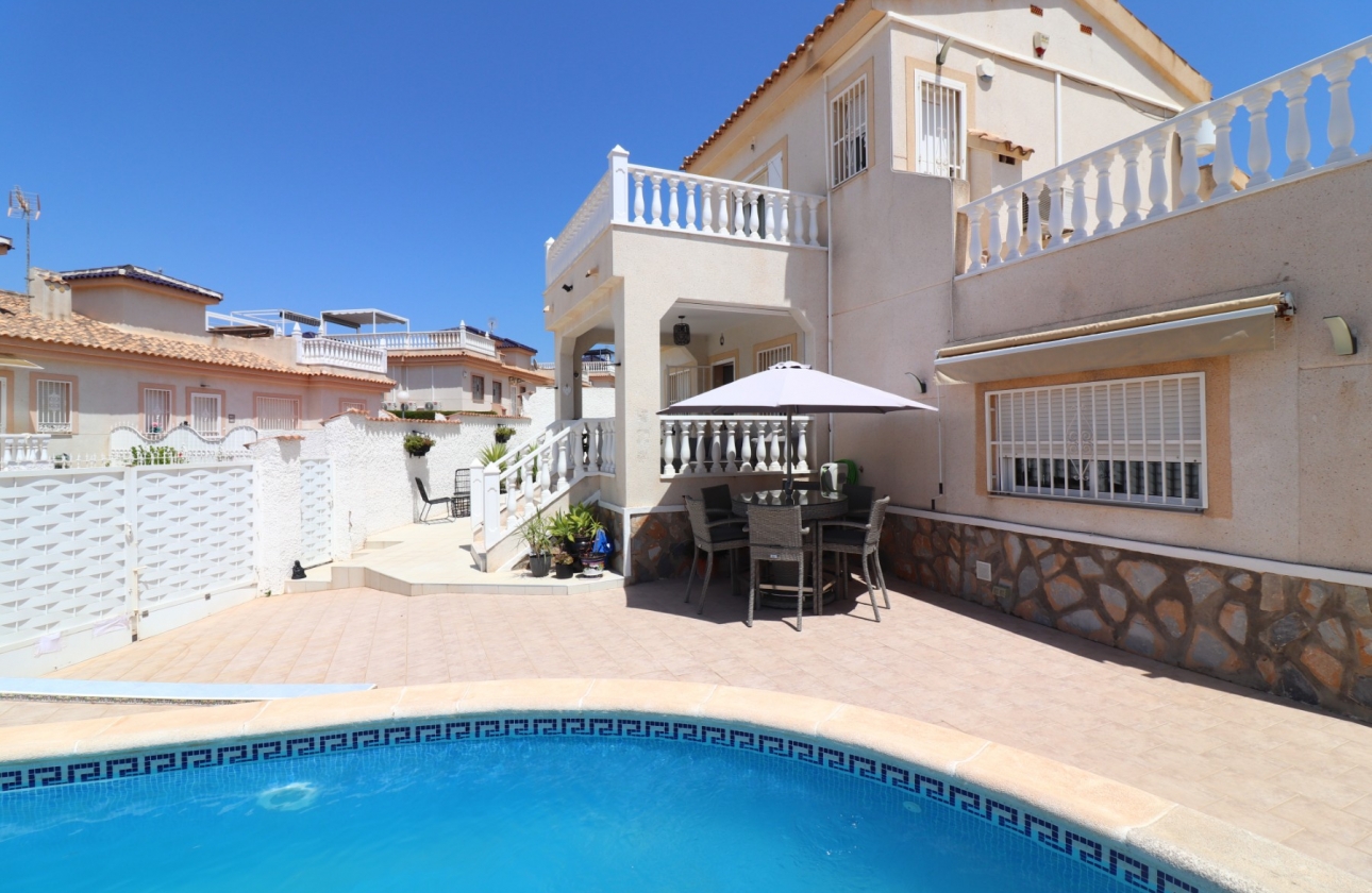 Resale - Villa - Benimar - Benimar I