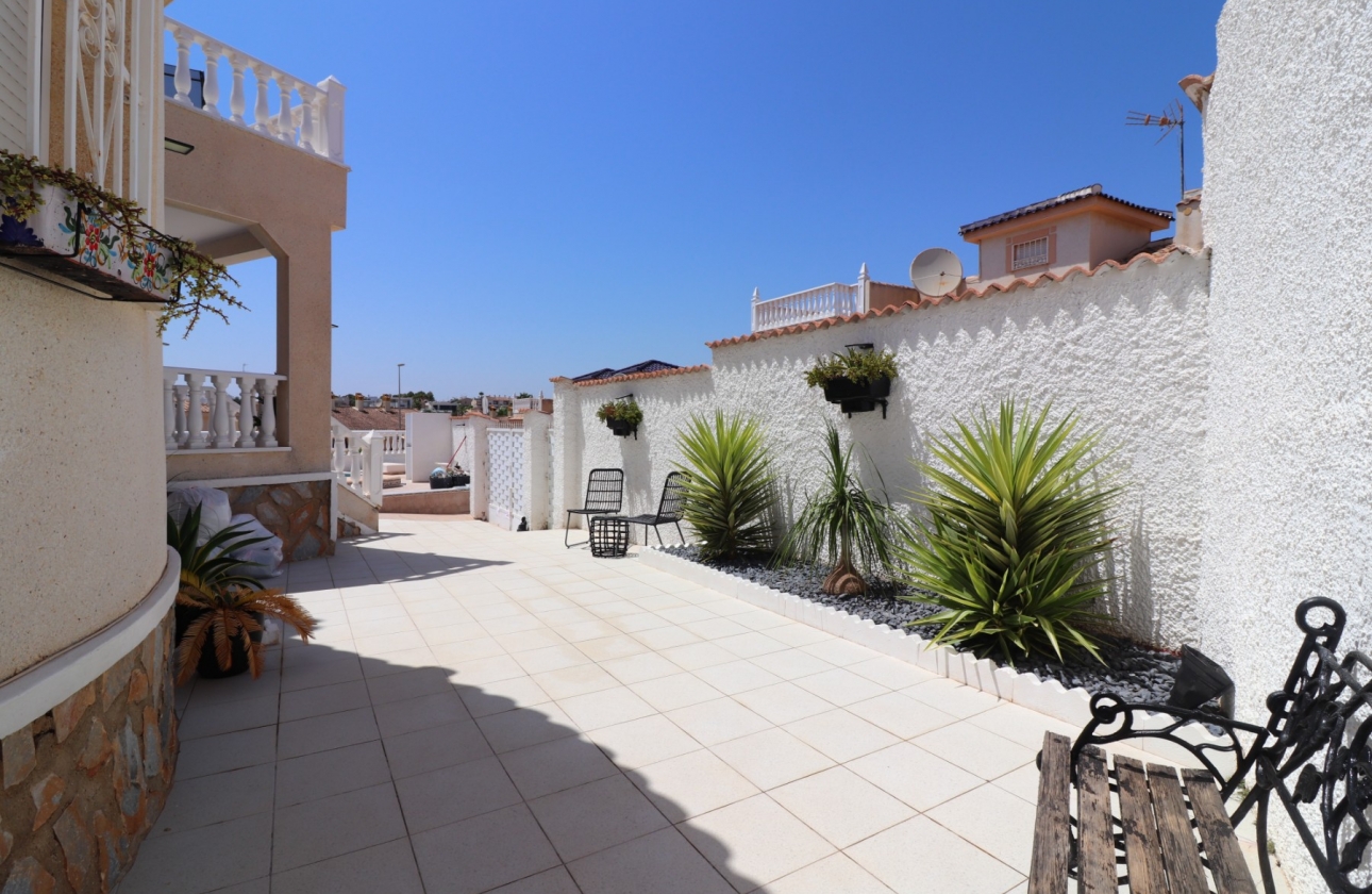 Resale - Villa - Benimar - Benimar I