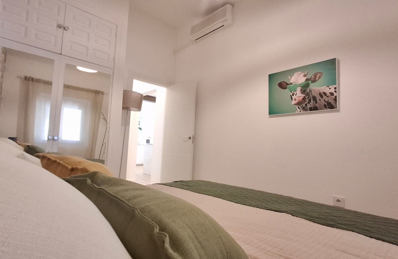Resale - Townhouse - Orihuela - Playa Flamenca