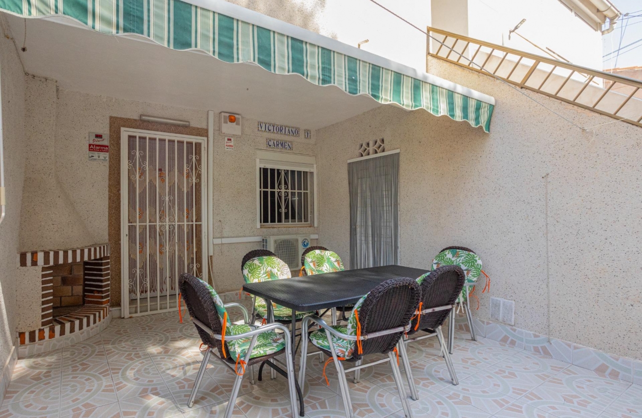 Resale - Bungalow - Torrevieja - Playa De Los Naufragos