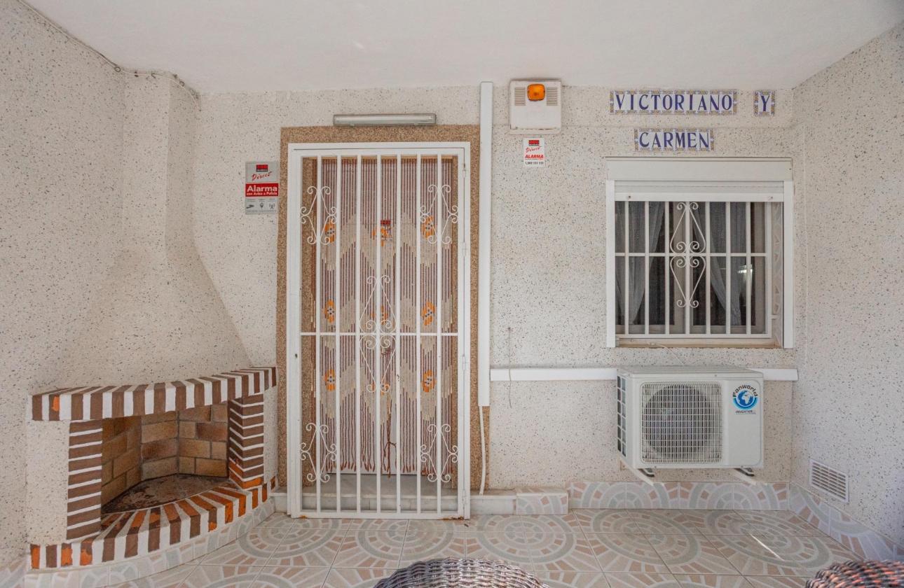 Resale - Bungalow - Torrevieja - Playa De Los Naufragos
