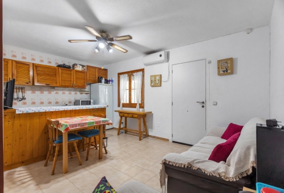 Resale - Bungalow - Torrevieja - Playa De Los Naufragos