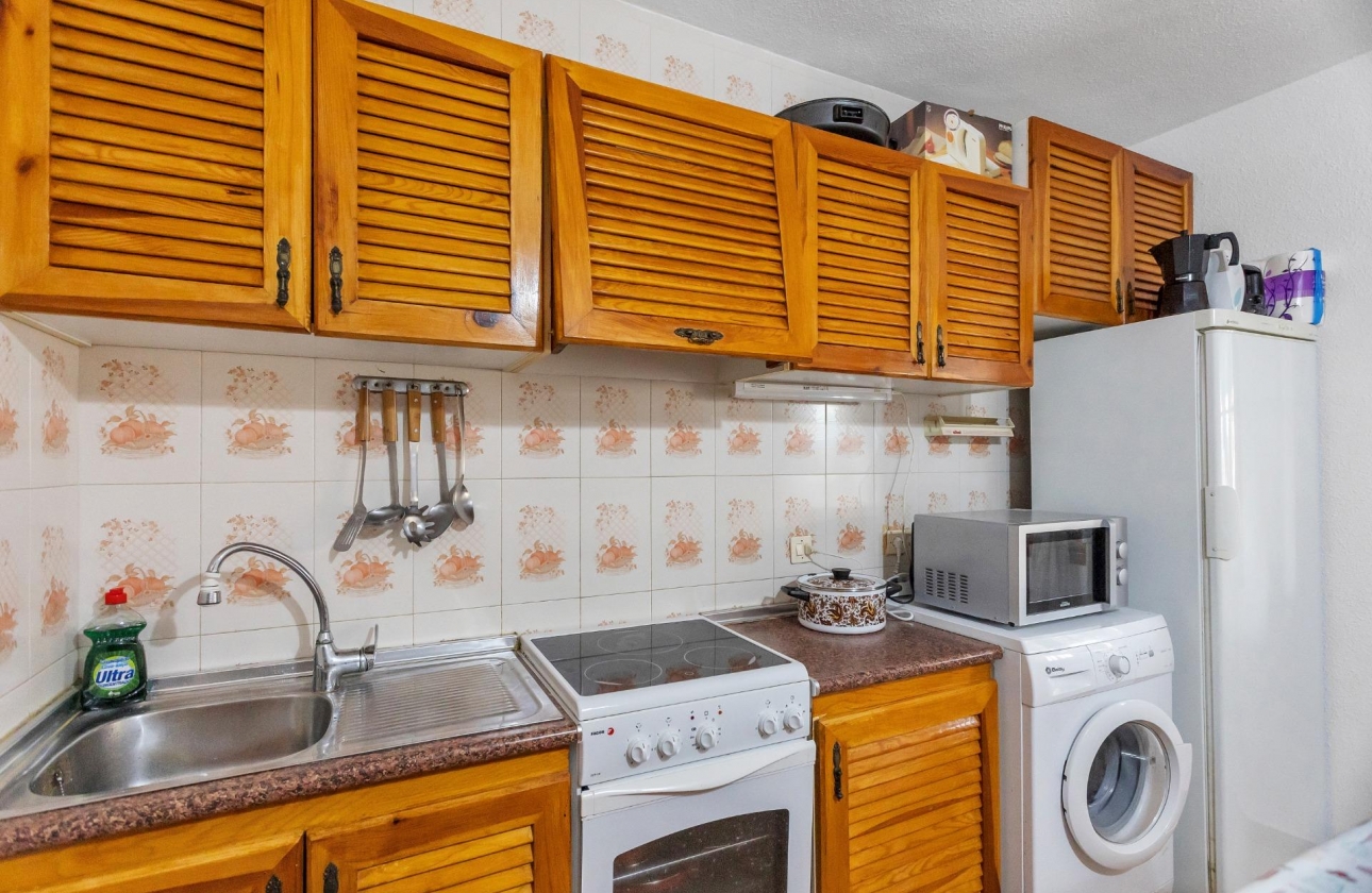 Resale - Bungalow - Torrevieja - Playa De Los Naufragos