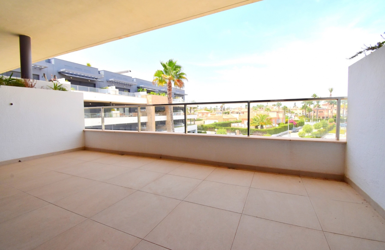 Resale - Apartment - Orihuela Costa - Playa Flamenca