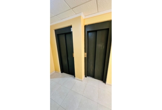 Resale - Apartment - Torrevieja