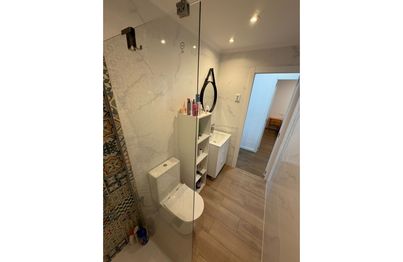 Resale - Apartment - Orihuela Costa - Punta Prima