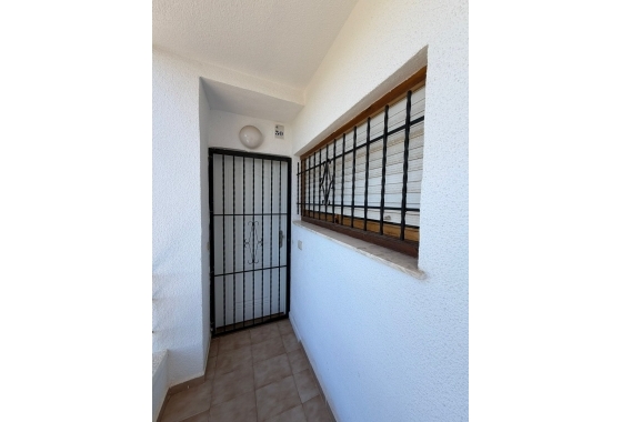Resale - Apartment - Orihuela Costa - Punta Prima