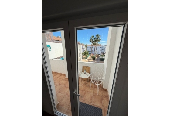 Resale - Apartment - Orihuela Costa - Punta Prima